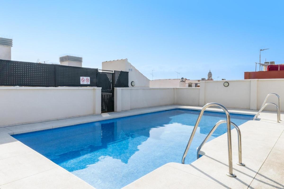 -Malagasunapts- Modern Citycentre Pool&Parking Exterior foto